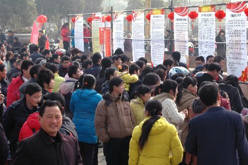 青岛市在乌克兰举办大学校园专场推介招聘会